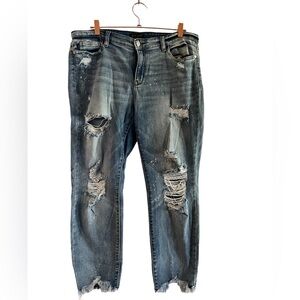 Judy Blue Distressed Boyfriend Jeans